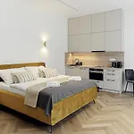 7nights Premium * Μπρνο