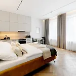 7nights Premium