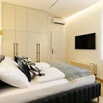 7nights Premium * Μπρνο
