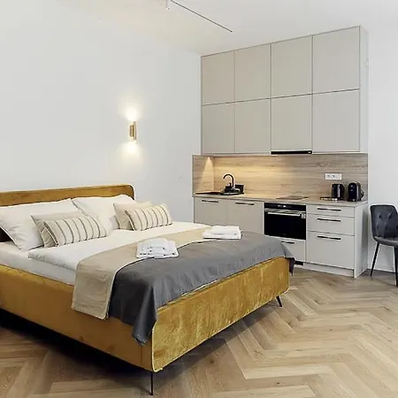 7nights Premium * Brno