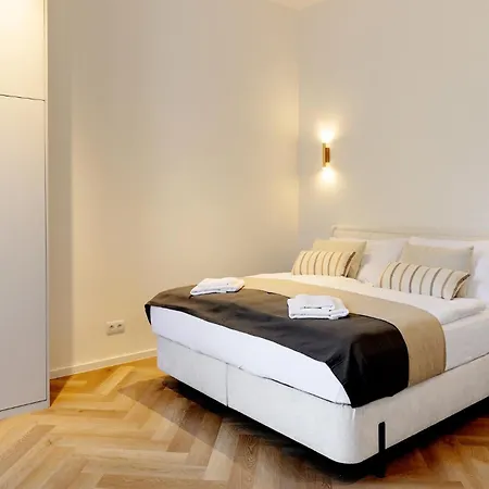 7nights Premium *